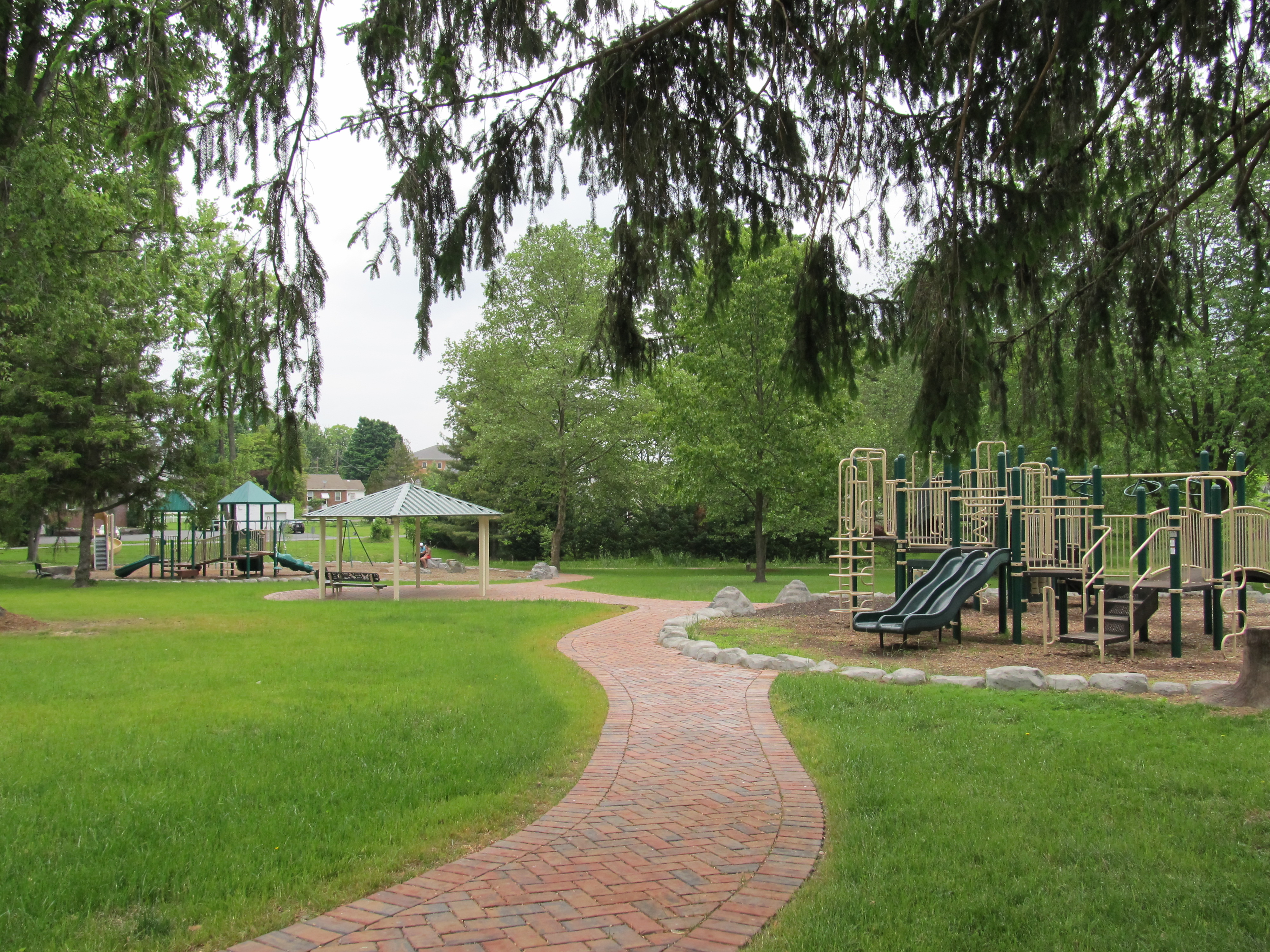 Plumtree Park 52814 4